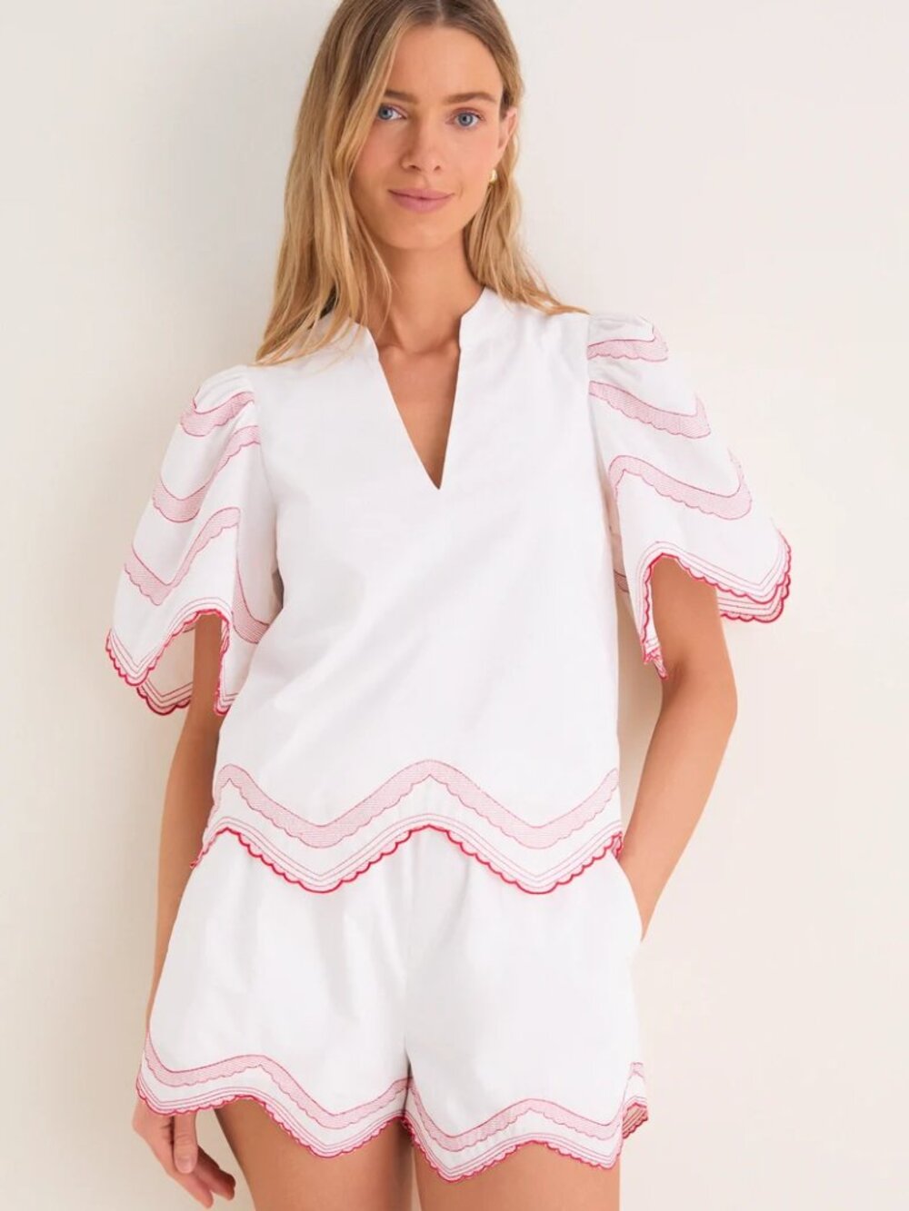 Tuckernuck Hyacinth House White with Red Embroidery Weston Blouse Top L